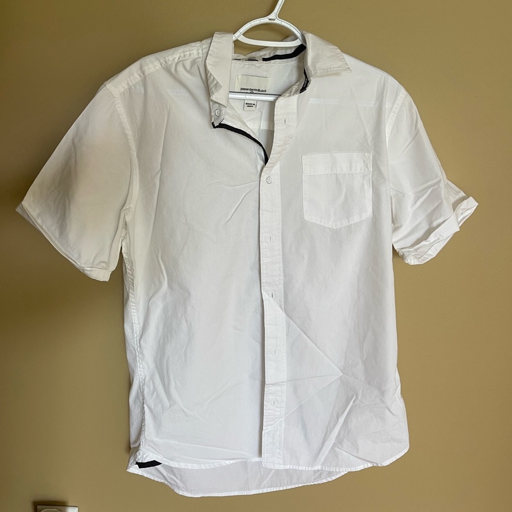 Men’s white button down